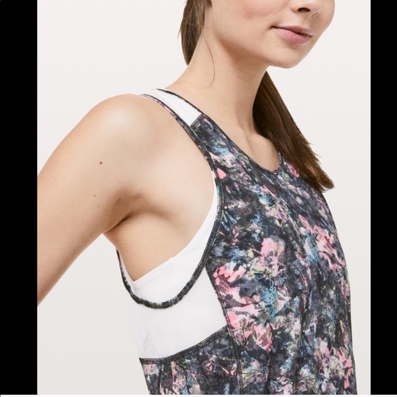 NWT Lululemon Sculpt Tank II - Picture 2 of 8